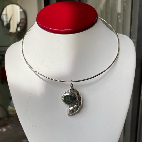 Mother of Pearl Sterling Silver pendant - Picture 4 of 10